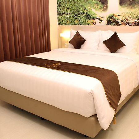 The Himana Malang Hotel Exterior foto